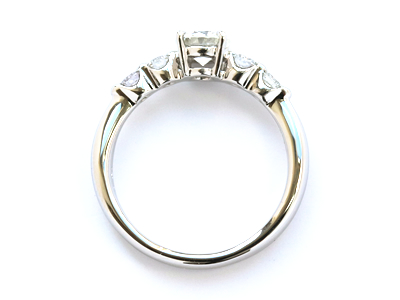 10年前に譲り受けた祖母の指輪で婚約指輪を作りたい