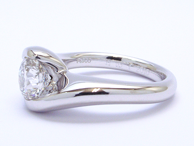 リニューアルする婚約指輪