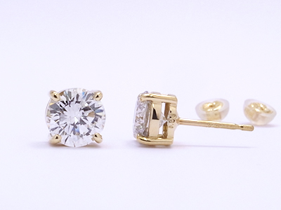 サムシングオールドピアス