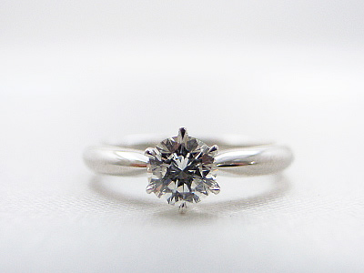 ダイヤモンドから婚約指輪を作る