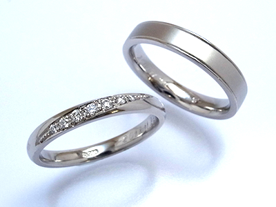 手作り結婚指輪で作ったグラデーションダイヤの結婚指輪
