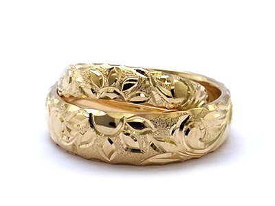 太陽とハイビスカスの結婚指輪