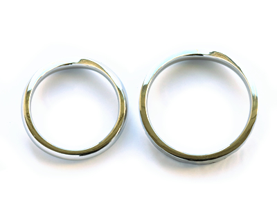夫婦の結婚指輪と思い出リングを溶かして新しい結婚指輪を作る