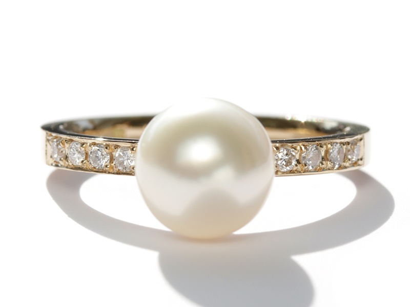イヤリングの真珠と指輪のメレダイヤを組み替えたリフォーム