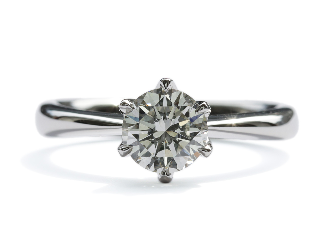 結婚式で行う「母から譲り受けた指輪を身につける儀式」