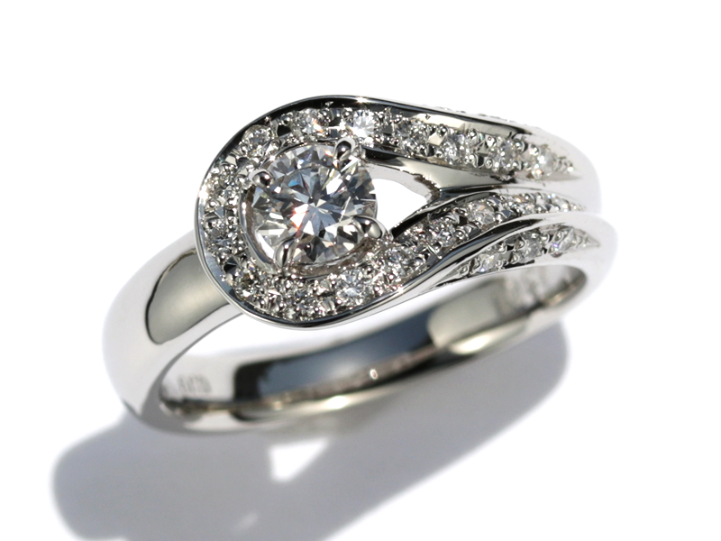 結婚30周年に品質の良いダイヤモンドリングを贈りたい