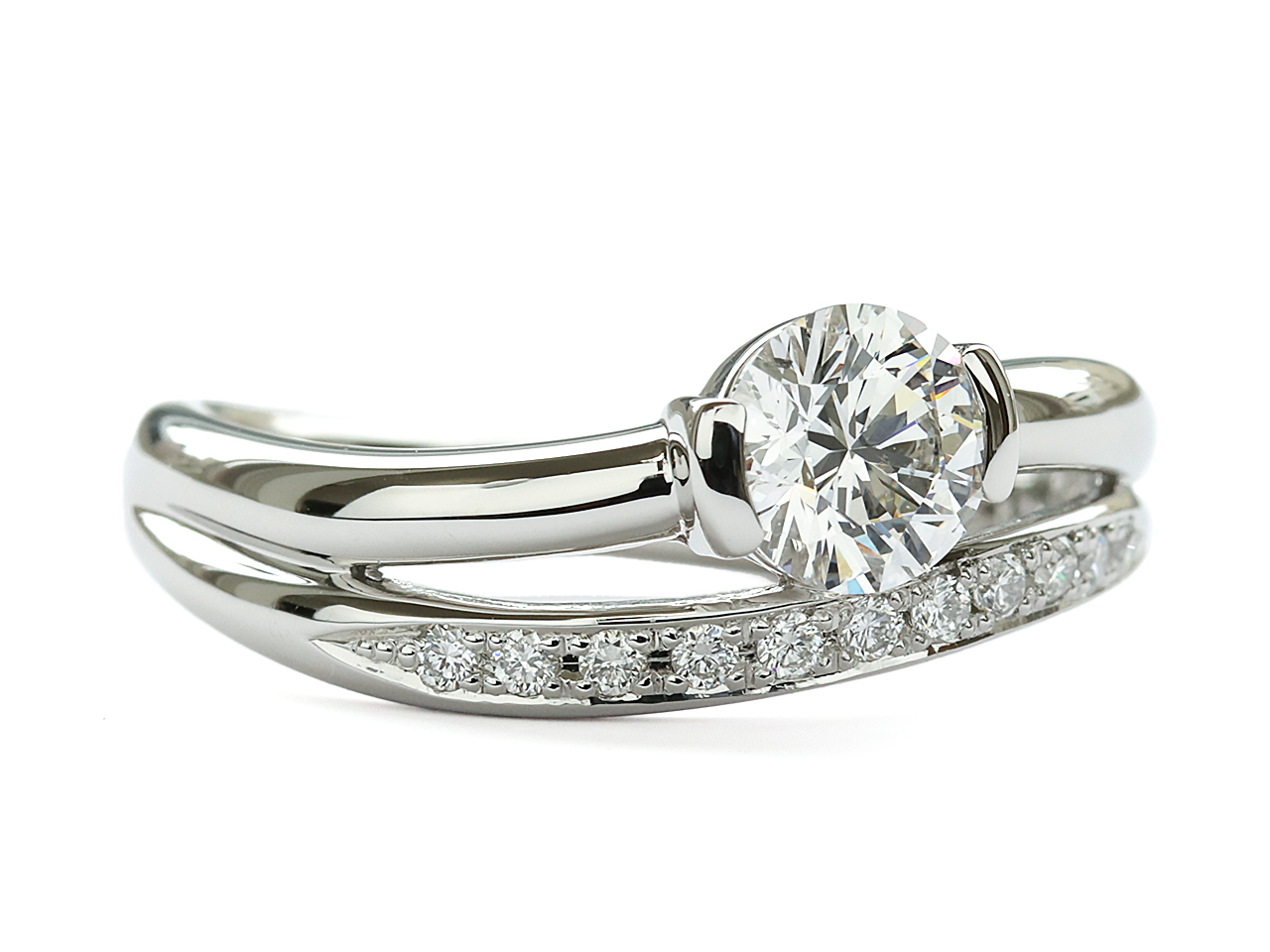 眠ったままの立て爪の婚約指輪を今からの自分に合わせたデザイン