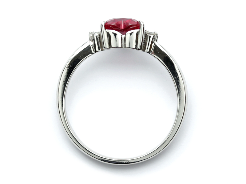 ご主人が買ってくれたルビーの指輪を好みのデザインにリフォーム