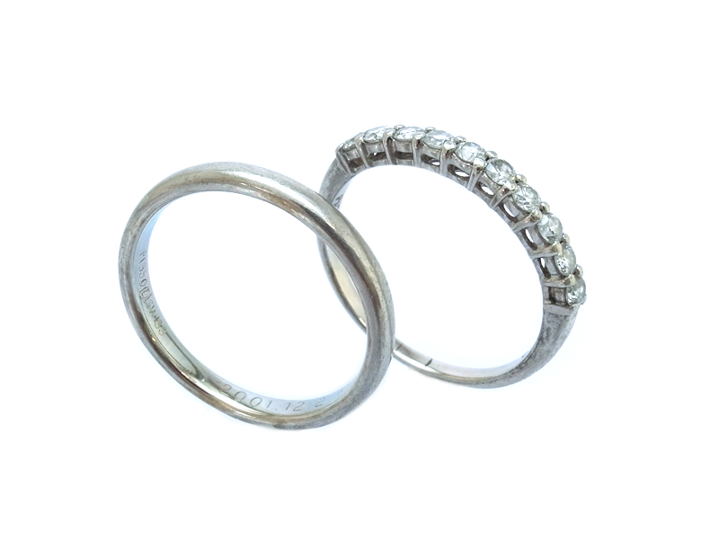 結婚指輪とエタニティリングの2本をプラチナも溶かして1本のエ
