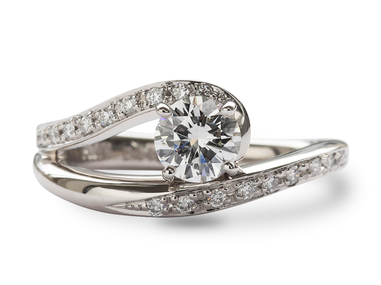 使っていない婚約指輪をリフォームして再び輝くジュエリーに