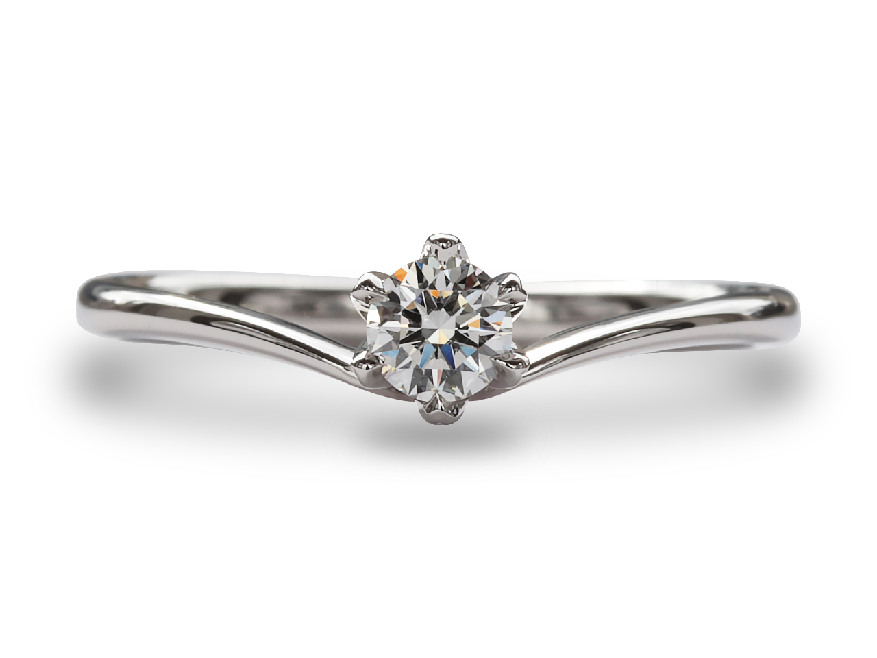 ティファニーのダイヤ、ブレスレットから婚約指輪へリフォーム