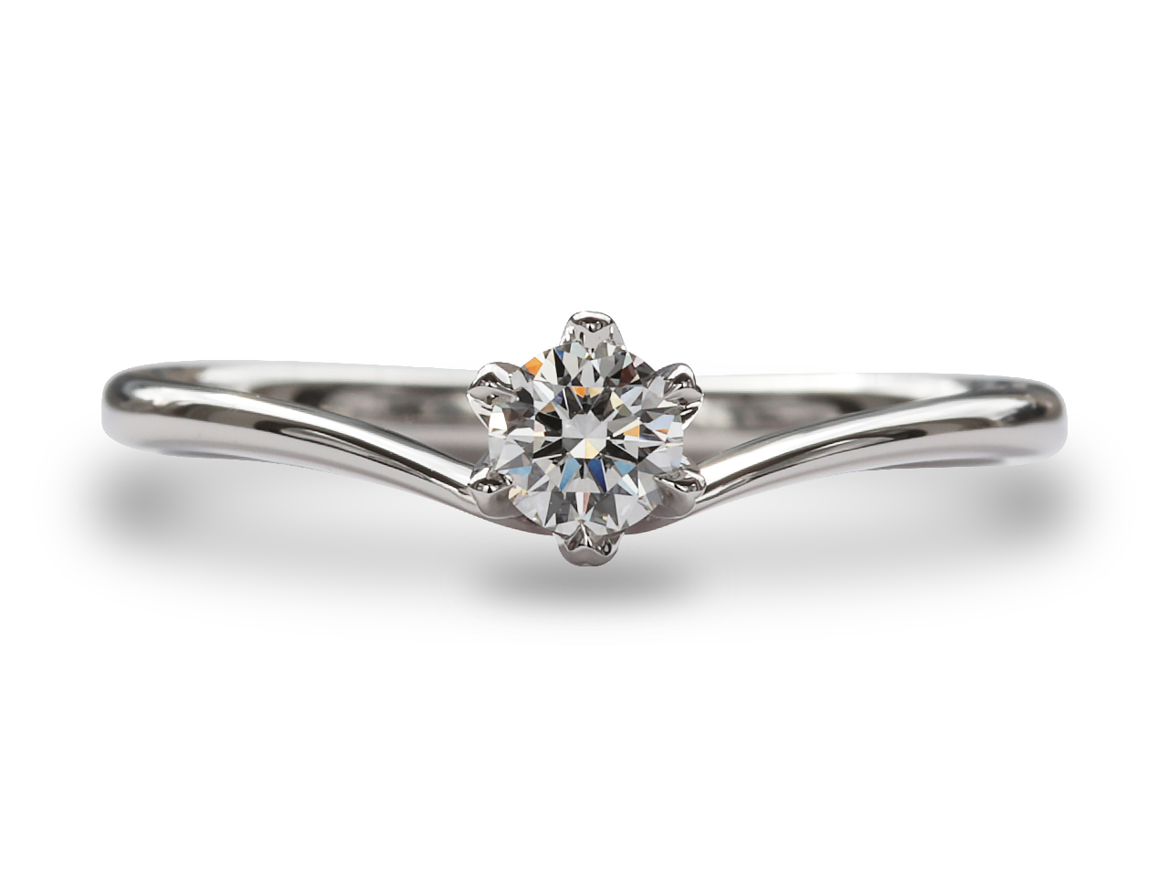 ティファニーのダイヤ、ブレスレットから婚約指輪へリフォーム