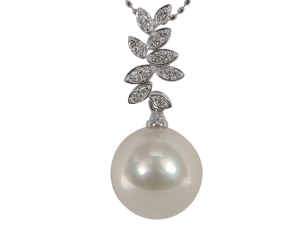 真珠の指輪をリフォーム：大切な思い出を輝くペンダントに