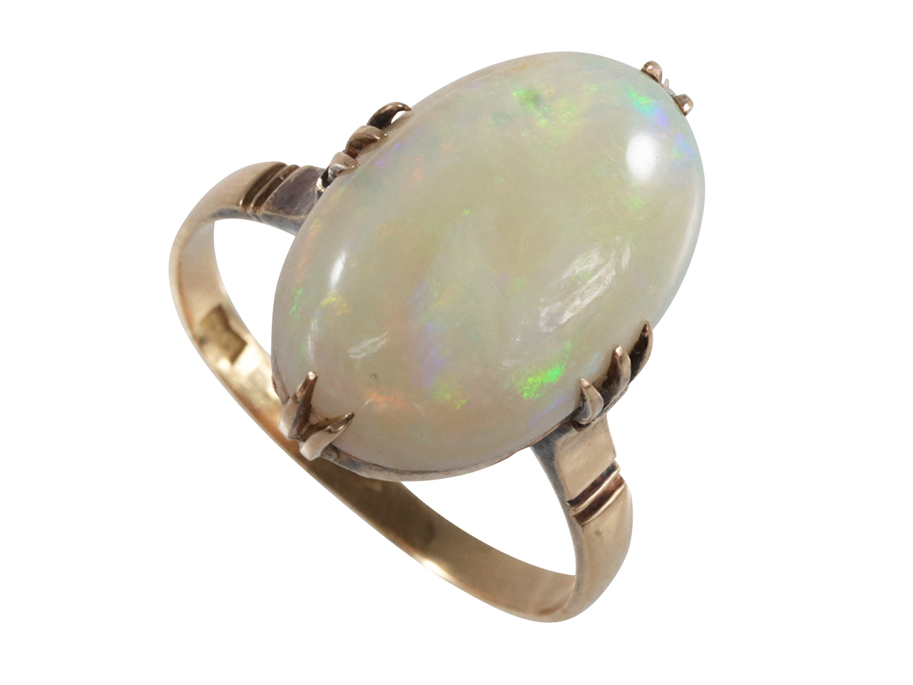 母のオパールリングを普段使いに―面影を映すK18リフォーム