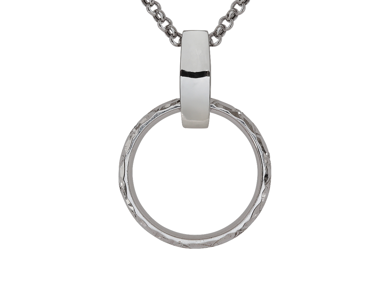 結婚30周年のリングを胸元に―プラチナで統一したペンダント