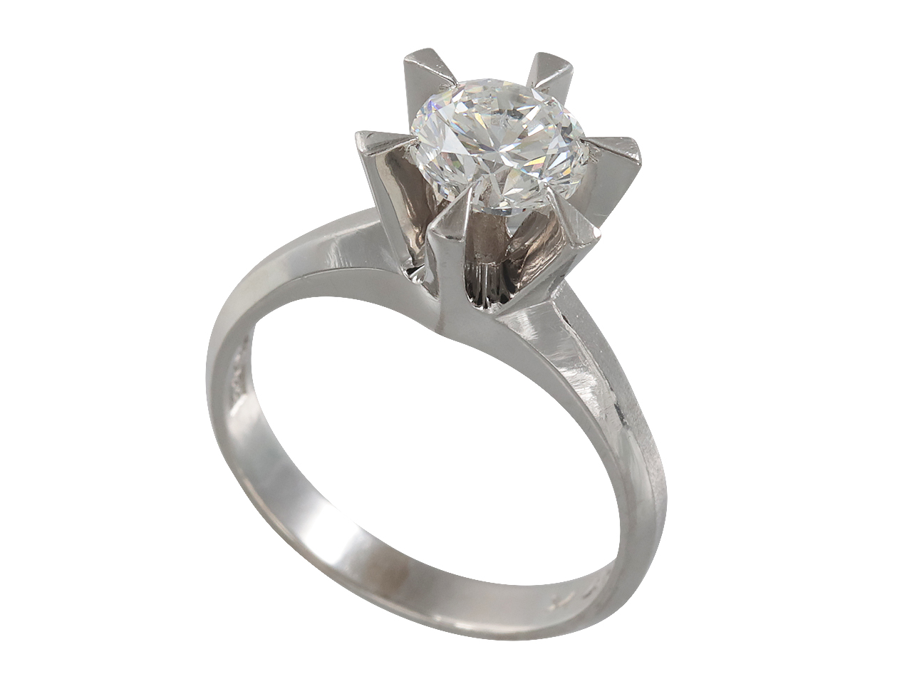 1ctの特別感をそのままに。母の指輪を婚約ネックレスへ