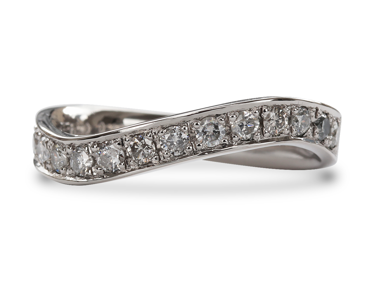 母が気に入っていた指輪のメレダイヤと地金を活かすリフォーム