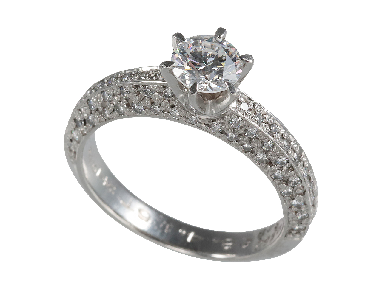 婚約指輪リフォーム、格子模様を活かした軽やかな幅広リング