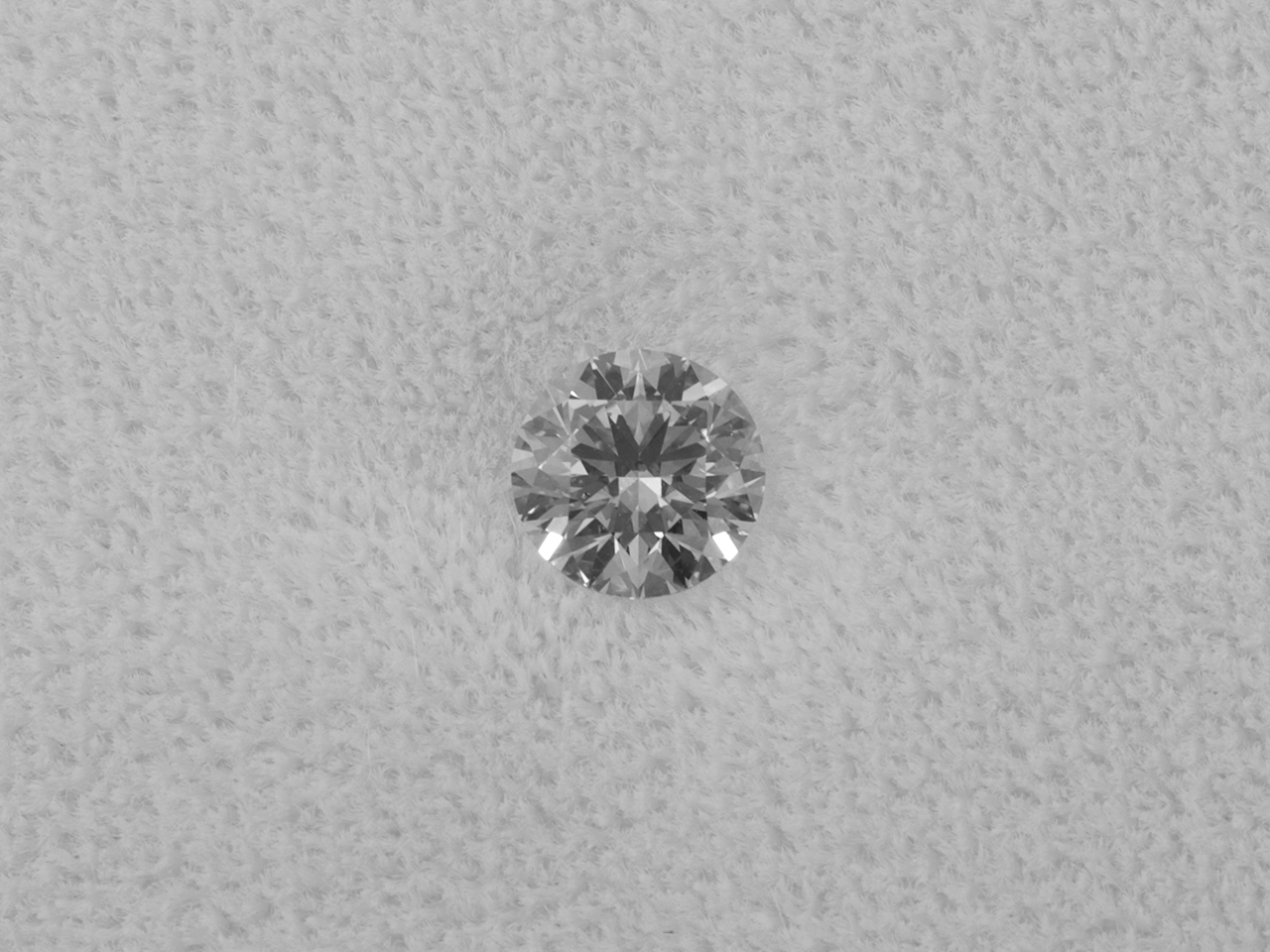 0.4ctの天然ダイヤを仕立てたイエローゴールドネックレス