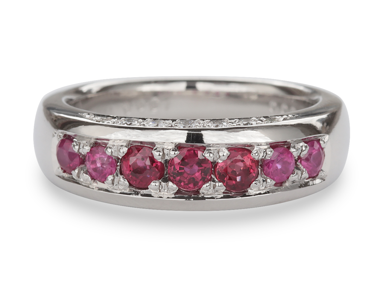 還暦祝いのルビーリングと結婚指輪を1本にまとめてリフォーム