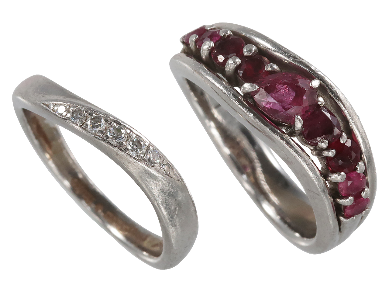 還暦祝いのルビーリングと結婚指輪を1本にまとめてリフォーム