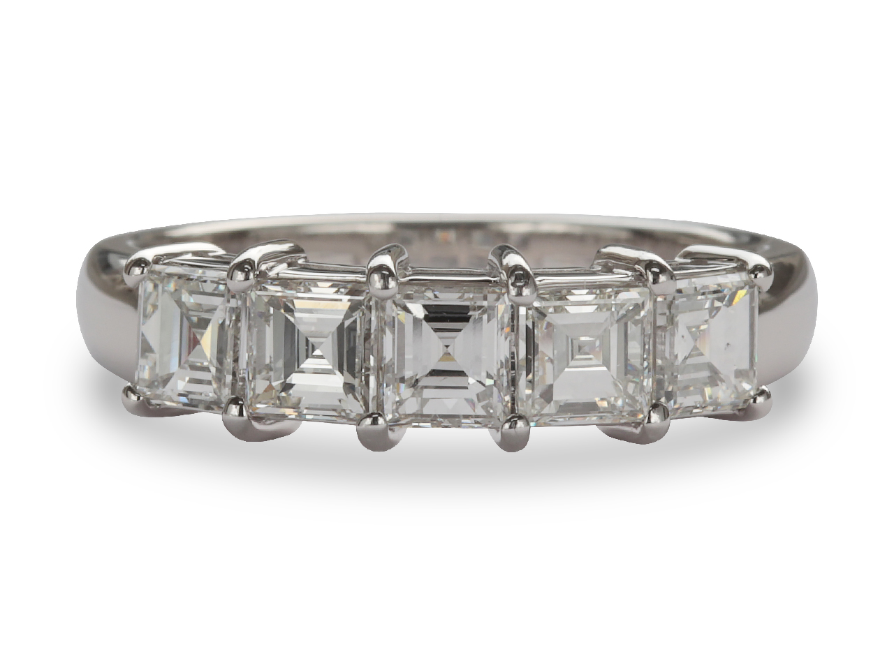 受け継いだバケットダイヤ5石を手元になじむハーフエタニティへ