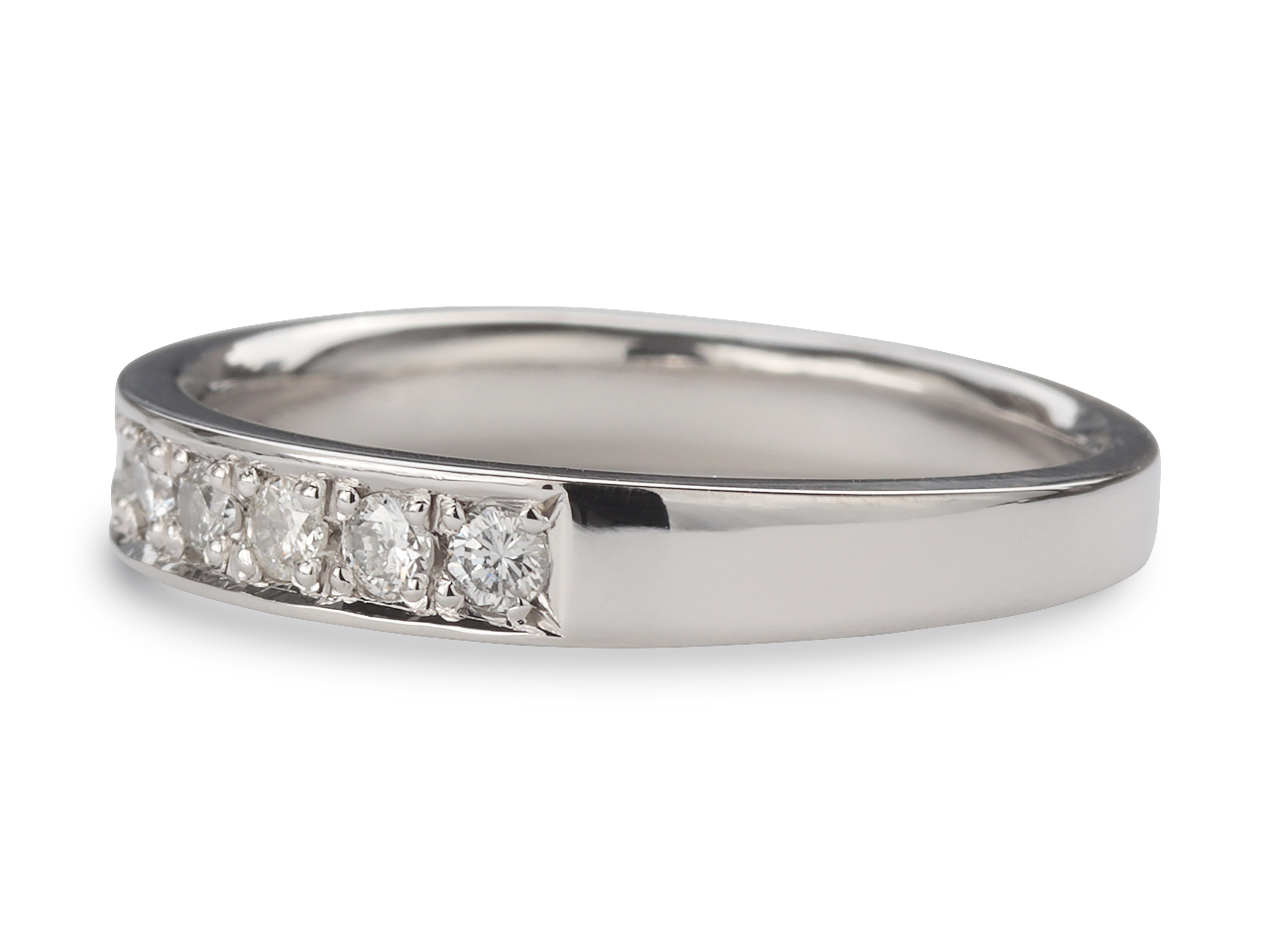 母の婚約指輪のプラチナと祖母の脇石ダイヤをエタニティリングに