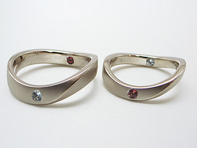 メビウスの輪のような結婚指輪