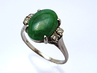 着物に似合う優美な指輪