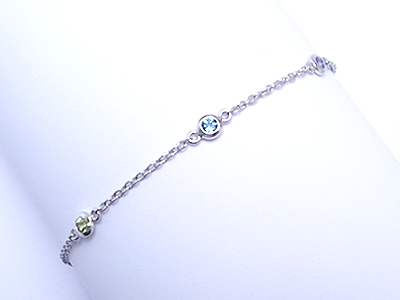 家族の誕生石ブレスレット