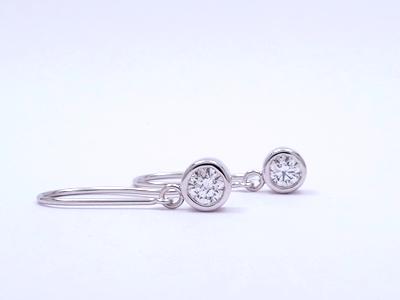 壊れたピアスをリフォーム