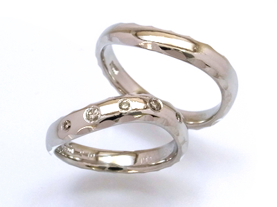 結婚25年に結婚指輪を更新。思い出の指輪やピアスの宝石入れて
